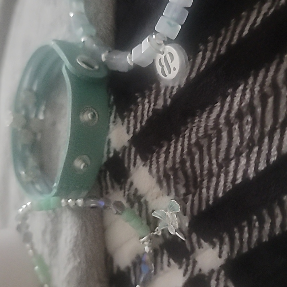 Silver Bracelet with Charms and Beads - Picture 4 of 9